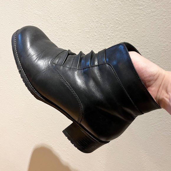 Warm Stylish Lined Winter Boots - Size 8.5 - Naturalizer - Picture 6 of 14